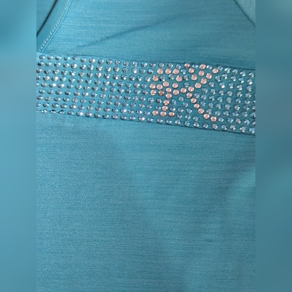 Vintage Stylish Teal Top with Rhinestone Detail - Picture 7 of 8